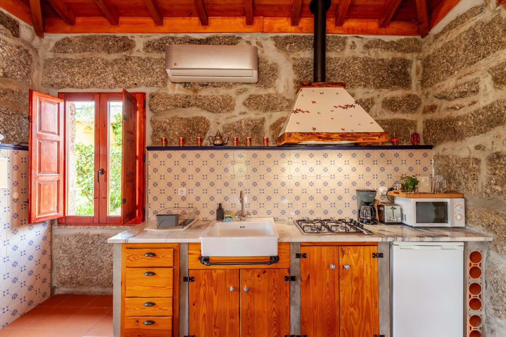 Casa Da Benfeitoria Villa Guimaraes Luaran gambar