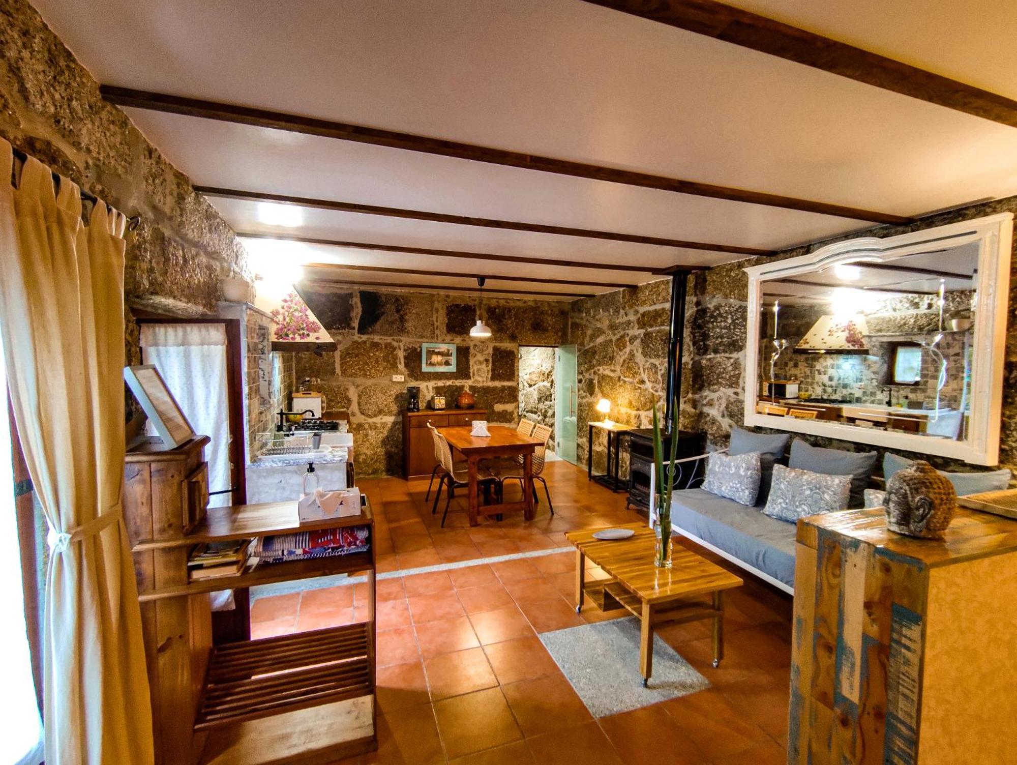 Casa Da Benfeitoria Villa Guimaraes Bilik gambar
